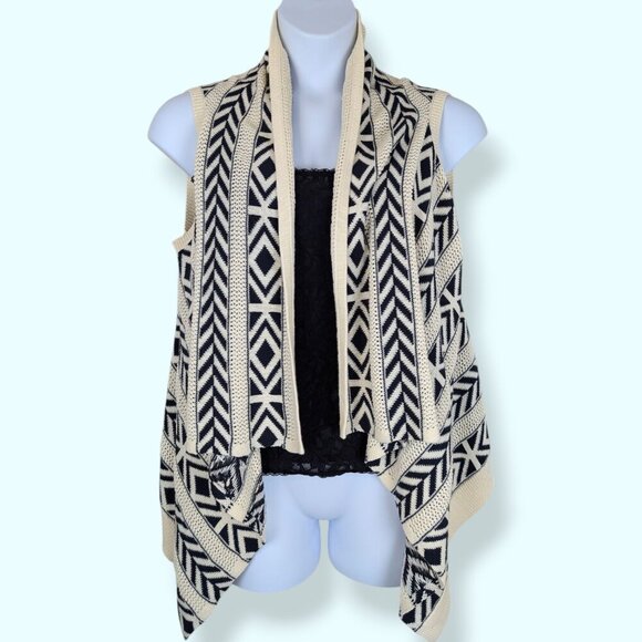 Woolrich Sleeveless Open Front Sweater - Picture 2 of 9